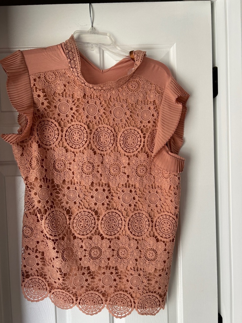 Rose Crochet Lace Flutter Sleeve Top
